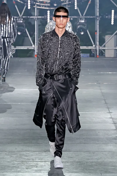 Look 65